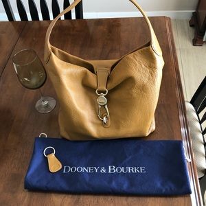 Dooney & Bourke Pebble Leather Purse +Accessories